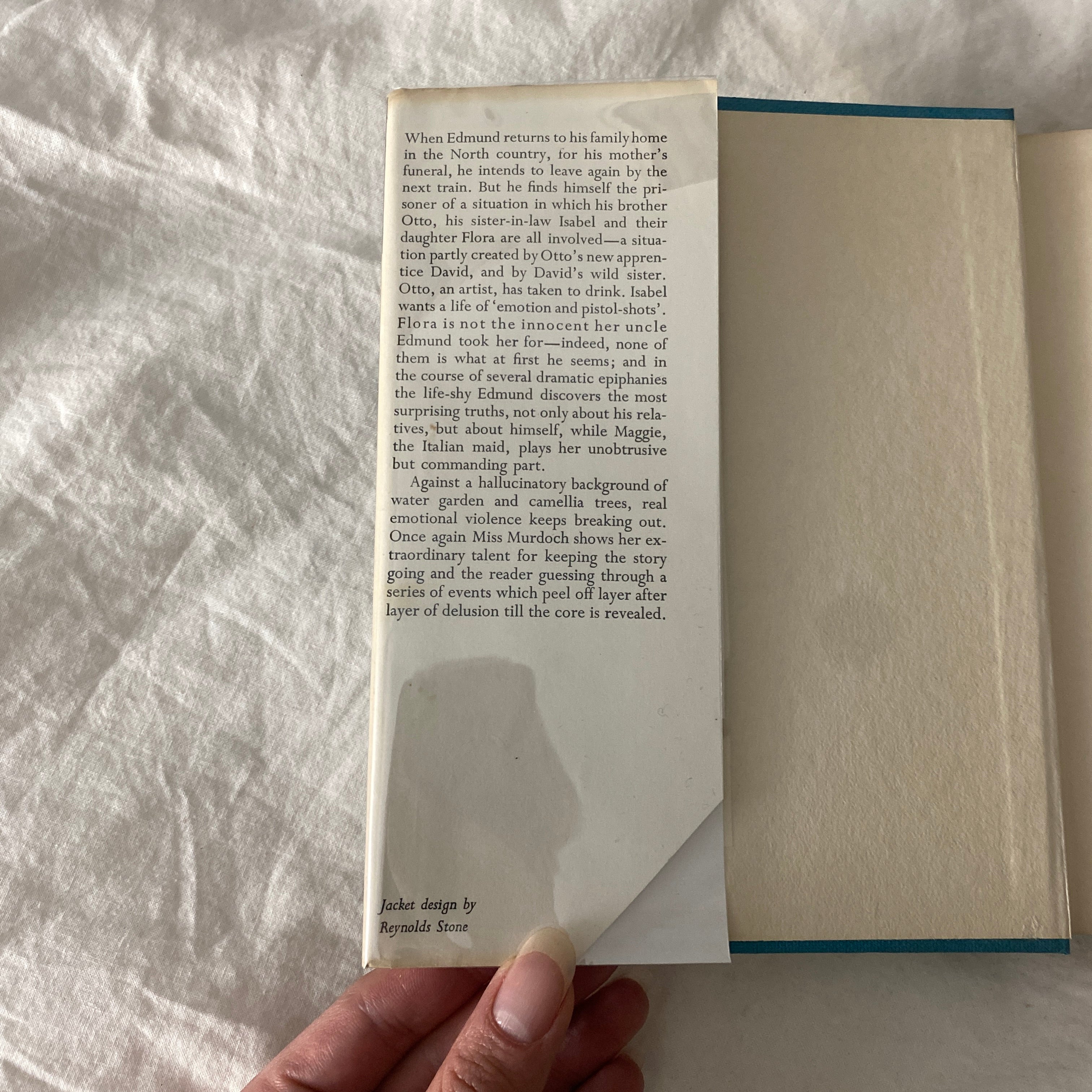 The Italian Girl by Iris Murdoch