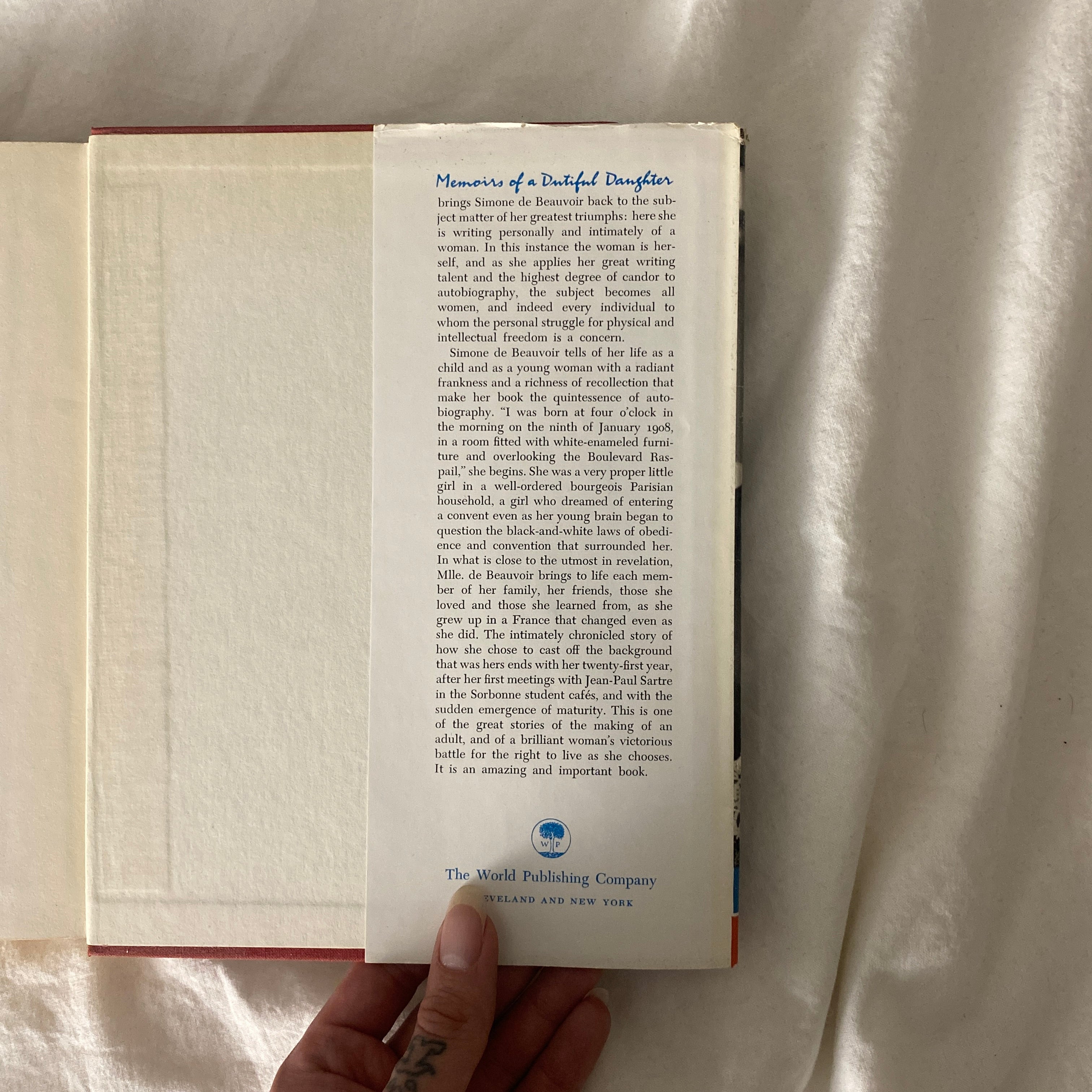 Memories of a Dutiful Daughter by Simone de Beauvoir